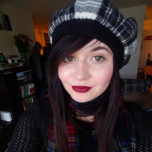 Meet your Posher, Mia